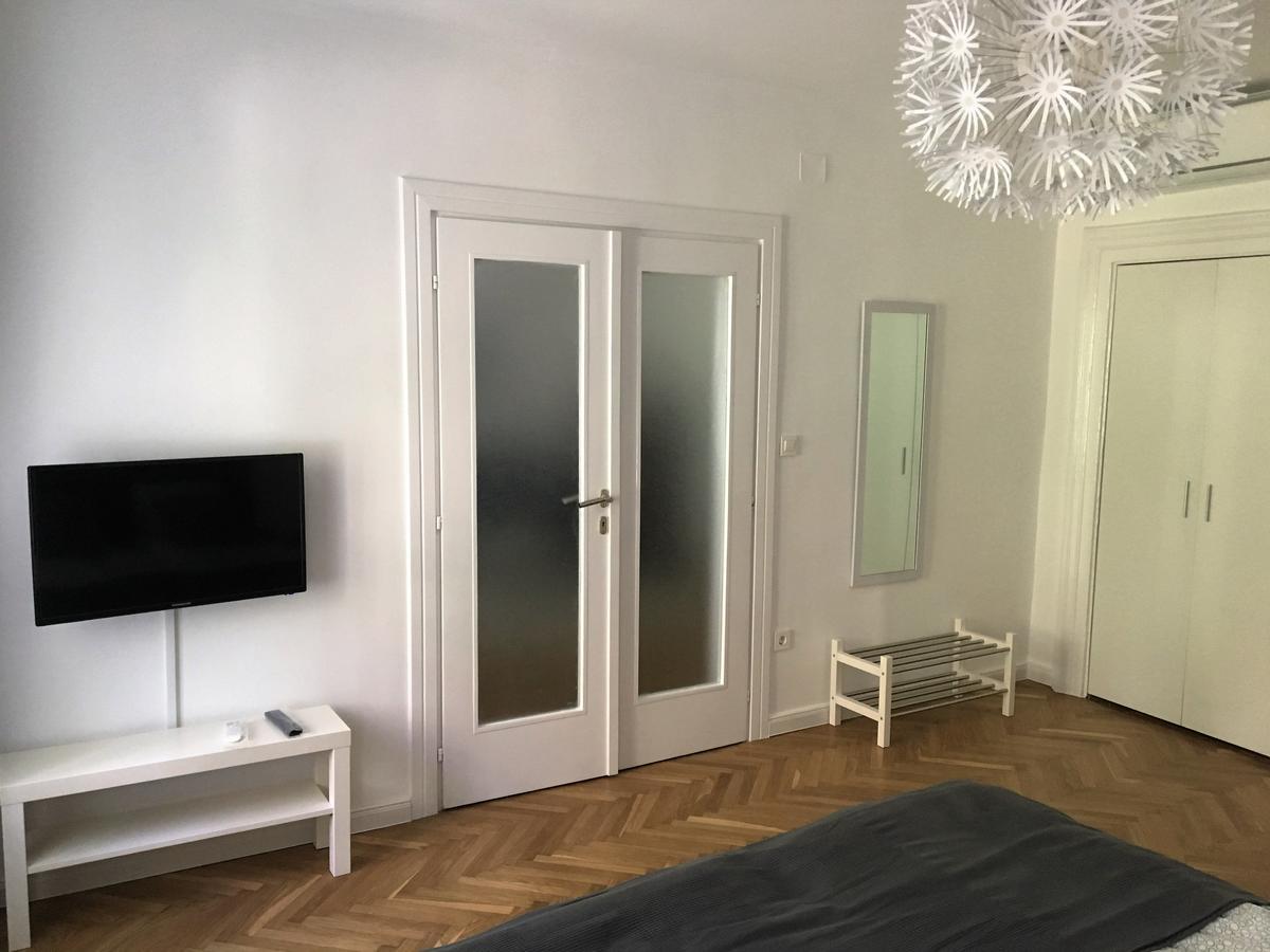 Apartament Sb 42 *
